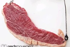 Леди Гага вдохновляет дизайнеров на новые мясные подвиги