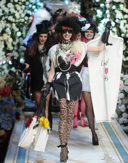 В Лондоне одежду Lanvin распродали в течение часа