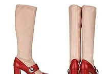 Новые сапоги Prada – чулки с туфлями