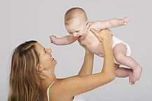 Опасно ли естественное родительство?