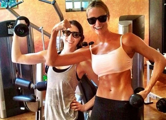 Джонни Депп подарил любовнице коня, а Джордж Клуни станет отцом: правда и ложь голливудских слухов