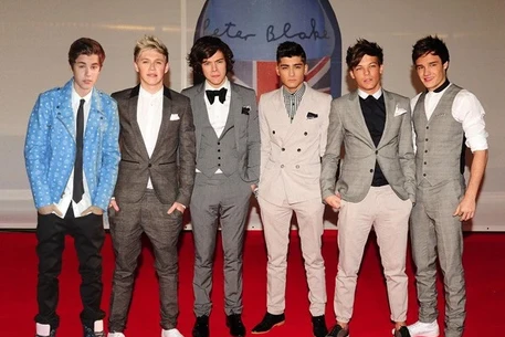One Direction популярнее Джастина Бибера