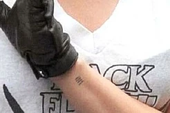 Кристен Стюарт показала татуировки