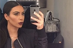 Ким Кардашян выпустит книгу своих селфи