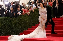 Лучшие и худшие наряды звёзд на Met Gala