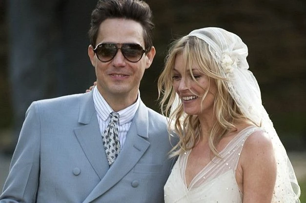 Развода слух: Кейт Мосс и Джейми Хинс расстались