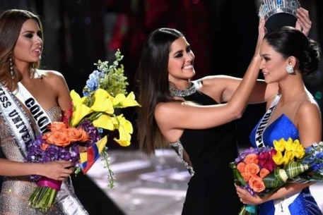 На Мисс Вселенная 2015 перепутали победительниц