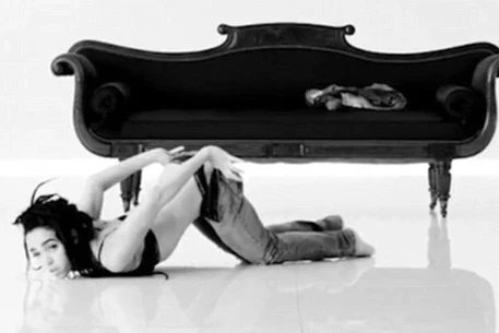 Девушка Роберта Паттинсона снялась в рекламе джинсов Calvin Klein