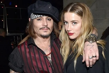 Джонни Депп избивал Эмбер Хёрд