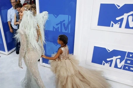 Лучшие и худшие наряды MTV Video Music Awards 2016