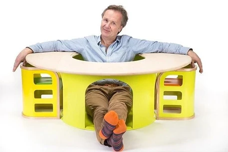 Мебель, достойная будущего короля