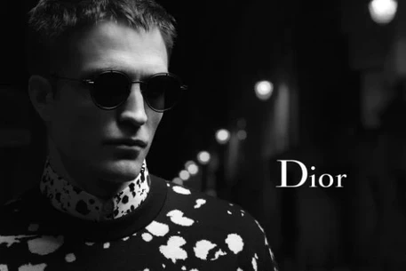Роберт Паттинсон в новой рекламной кампании Dior Homme весна 2017