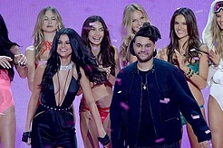 Селена Гомес разделась для нового снимка в Инстаграм