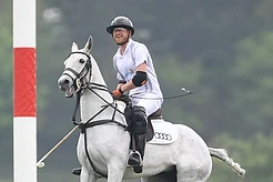 Меган Маркл поддержала принца Гарри на матче по поло