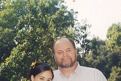 Меган Маркл возобновит общение с отцом, если он выполнит её условия