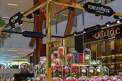 Роза под стеклянным куполом, зелёные букеты и другие цветочные тренды 2018