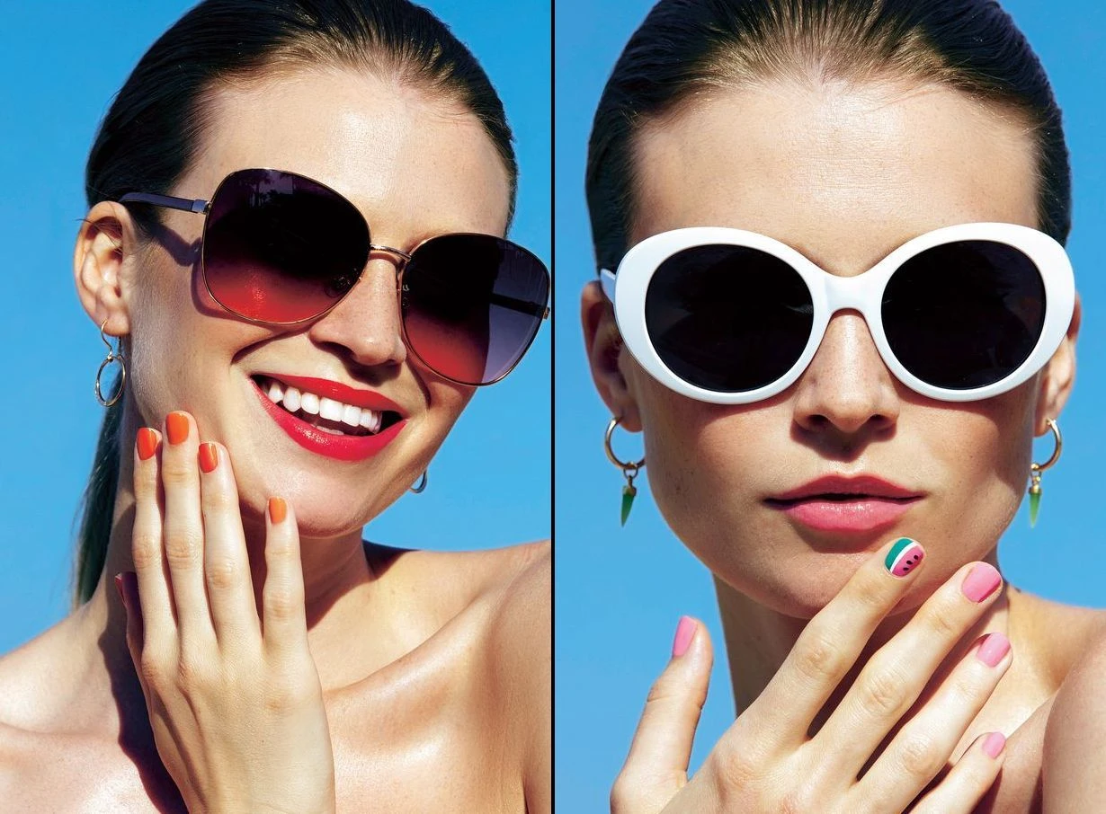 Несложный летний маникюр дома