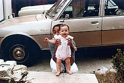 Родственник показал детские фотографии Меган Маркл