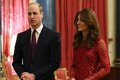 Кейт Миддлтон поддержала мужа на дебютном королевском приёме, а Меган Маркл гуляет с сыном в Канаде