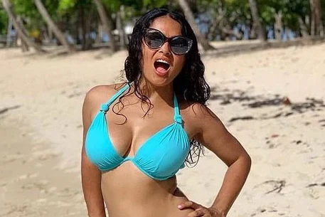 Какие бикини выбирать после 50 лет