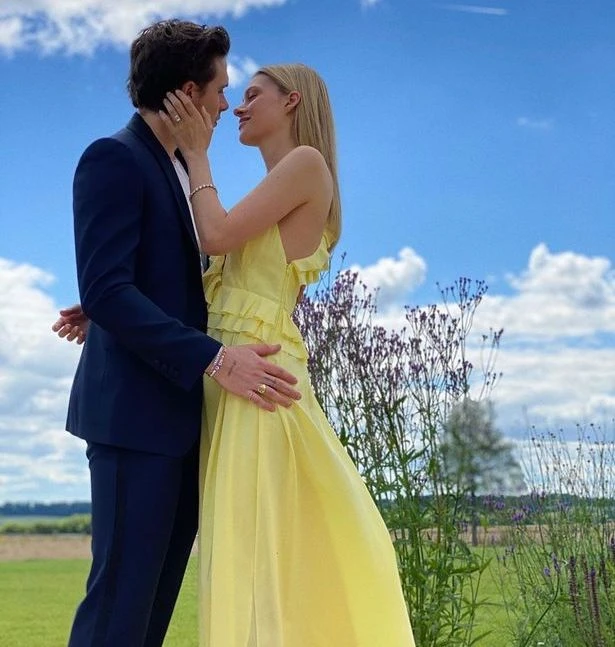 Бруклин Бекхэм женится на дочке миллиардера. Что известно о свадьбе старшего сына Дэвида и Виктории Бекхэм