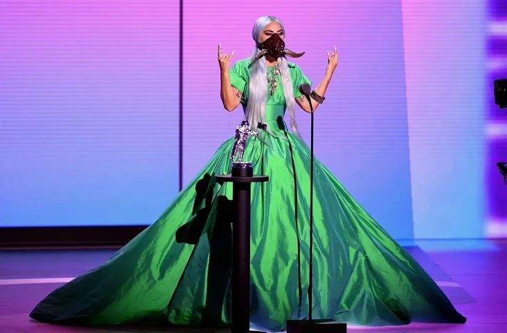 Лучшие и худшие наряды MTV Video Music Awards 2020