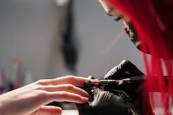 Аппаратный маникюр: преимущества и недостатки