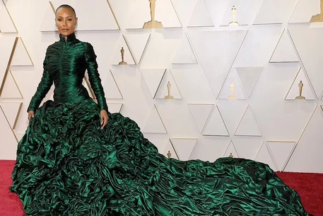 Лучшие и худшие наряды Оскара 2022