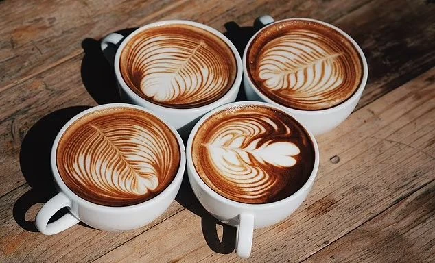 Сколько кофе можно пить в день и как сделать его более полезным