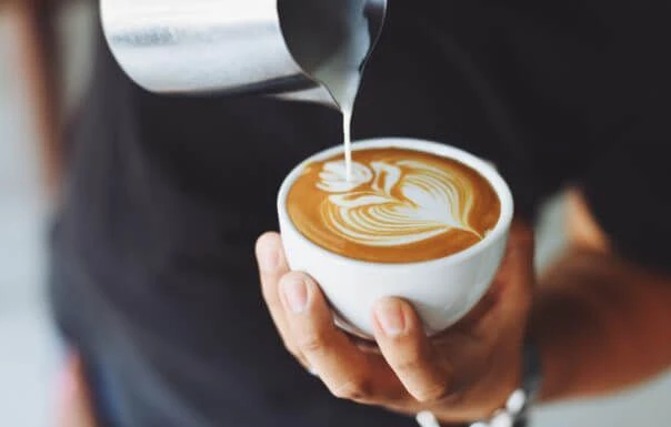 Сколько кофе можно пить в день и как сделать его более полезным