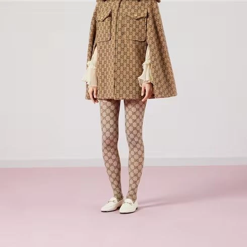 Как правильно носить колготки. 5 ошибок, которые выдают безвкусицу, и 3 секрета идеальных ног