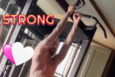 Дэвид Бекхэм ответил на обвинения в неверности откровенным видео