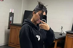 Рокерский стиль Кортни Кардашьян на концерте Трэвиса Баркера