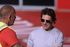 Том Круз приземлился на вертолете в Лондоне