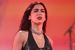 Сияние Дуа Липы на фестивале Glastonbury
