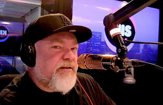 Кайл Сэндилендс шокировал свою соведущую Джеки «О» Хендерсон взглядом на суд над Алеком Болдуином