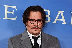 Творчество вдохновленное любовью: Джонни Депп представил серию картин