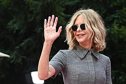 Безупречный стиль Мэг Райан на красной дорожке