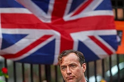 Джуд Лоу и Джейсон Бейтман на съемках нового сериала