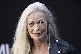 Неузнаваемая Фрэнсис Фишер