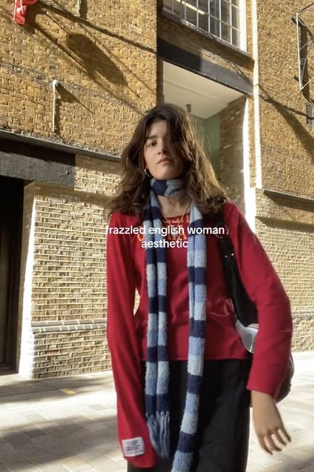 Тенденция в настоящее время гуляет на TikTok сотнями видеороликов 