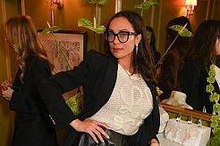 Лилли Беккер в мини-платье на ужине The Bibi Circle