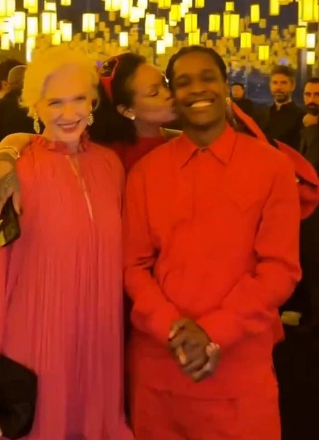 Рианна и A$AP Rocky произвели фурор, появившись в парных нарядах