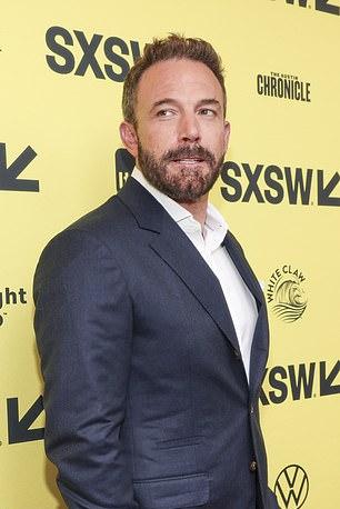 52-летний Бен Аффлек горячо похвалил актёрскую игру своей бывшей жены Дженнифер Лопес в грядущем фильме «Неудержимый», продюсером которого он является. На фото в Остине, Техас, в прошлом году.