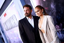 Дженнифер Лопес сопровождает привлекательный телохранитель на фоне развода с Беном Аффлеком