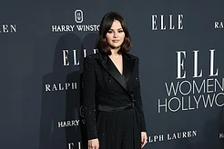 Никто не носит смокинги так, как Селена Гомес