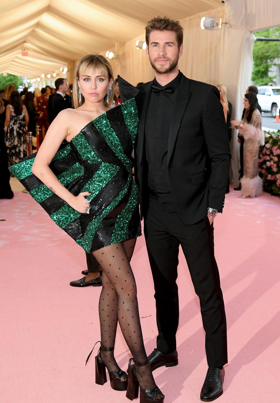 Майли Сайрус и Лиам Хемсворт на церемонии Met Gala 2019