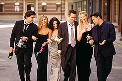 Дружба за кадром: Лиза Кудроу о редких встречах актеров сериала «Друзья»