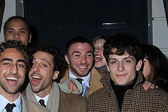 Рокко Ричи в отличном настроении провел вечер с друзьями