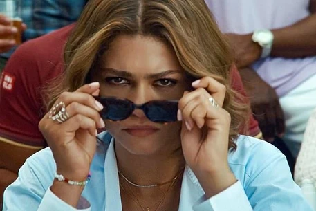 Зендея раскрыла подробности сцены поцелуя втроём в фильме «Вызов»